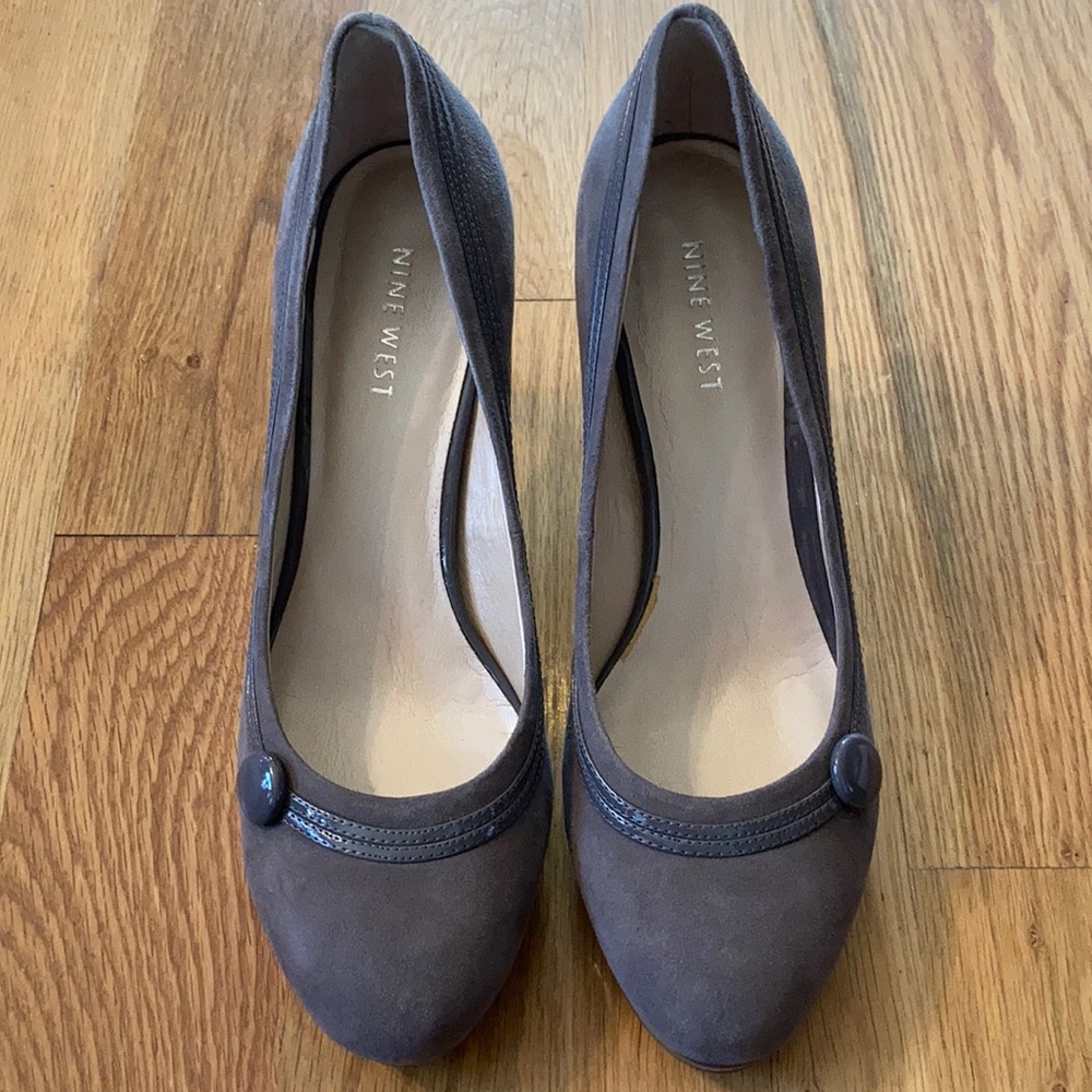 Gray suede and leather Nine West heels. 3.5” size 7.5 Never worn.